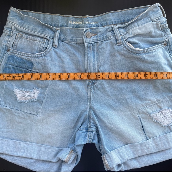 OLD NAVY SIZE 12 BOYFRIEND SHORT - Picture 7 of 15